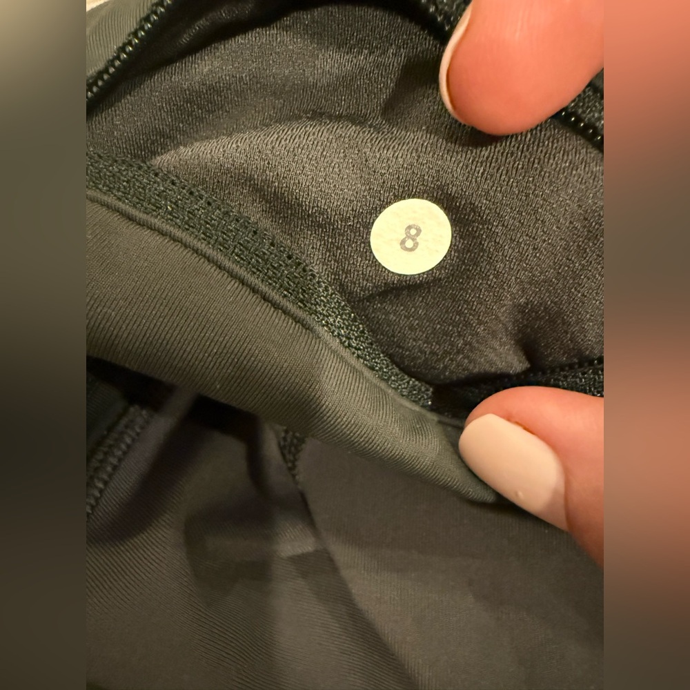 Lululemon Legging - Picture 6 of 6